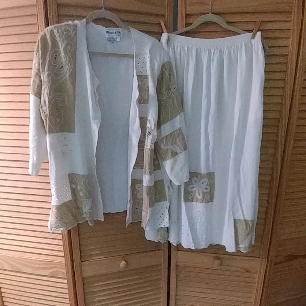 🐢Marcia & Me & Co - 3 piece jacket and skirt
